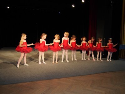 Taneční koncert - Ořechov, foto p. Kratochvílová